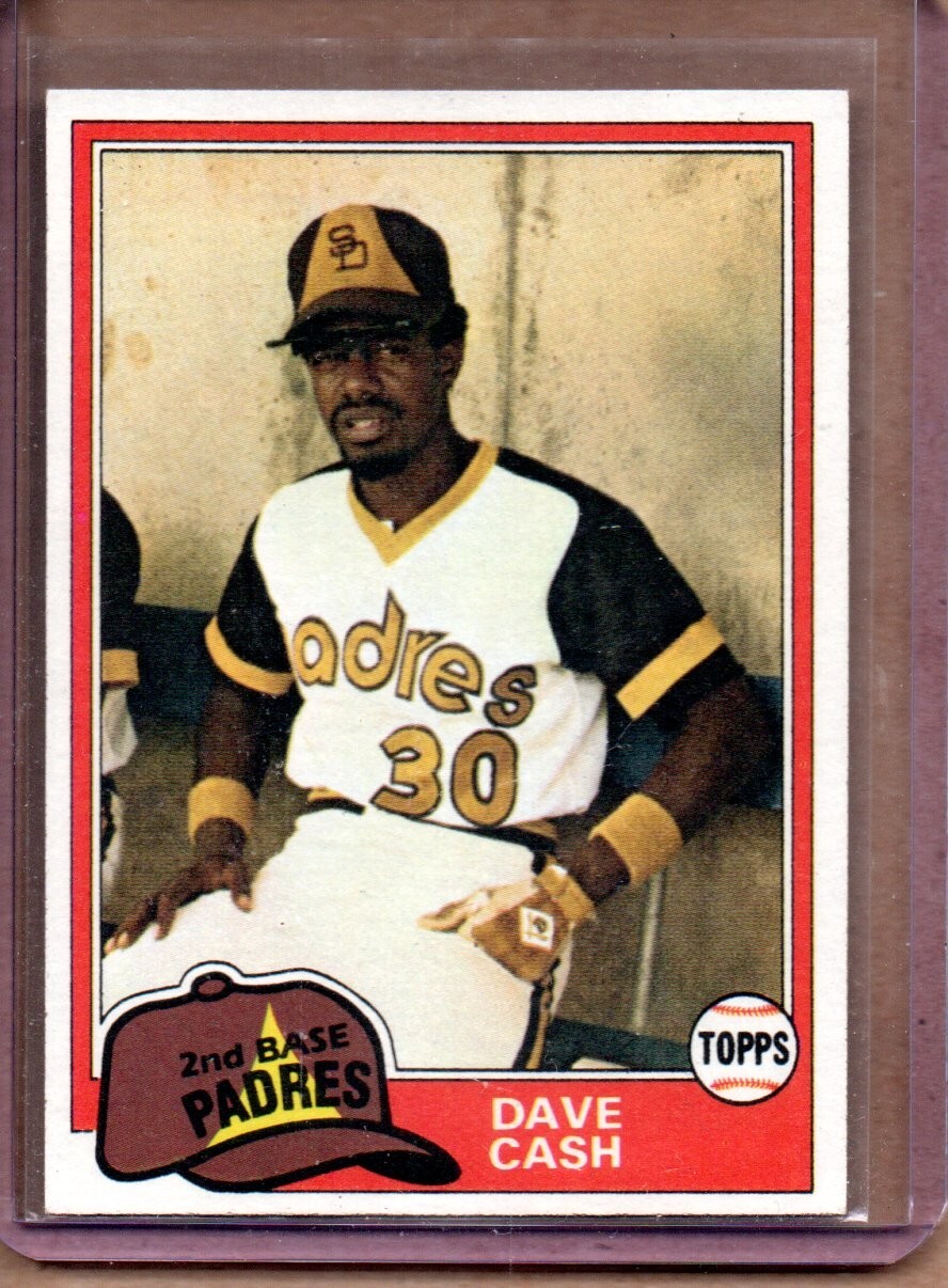 1981 TOPPS DAVE CASH   #707 (NM/MT OR BETTER) CREASE FREE