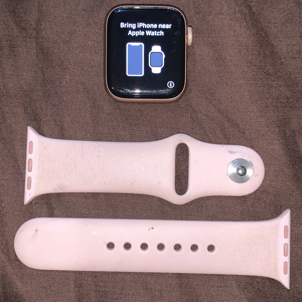 Apple Watch Series 6 Rose Gold Aluminum Case GPS 40mm w/ Pink Band