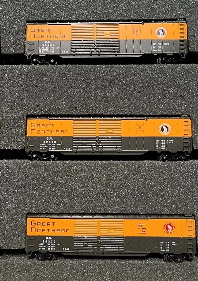 Con-Cor N Scale Great Northern Special Merchandise "Loader Cars" Add on Set  - Image 3 of 4