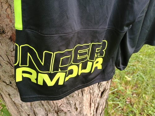 Pantalones Cortos Under Armour Jóvenes Niños XL Pantalones Cortos Atléticos Amarillo Negro Cordón Pantalones Cortos - Imagen 4 de 9