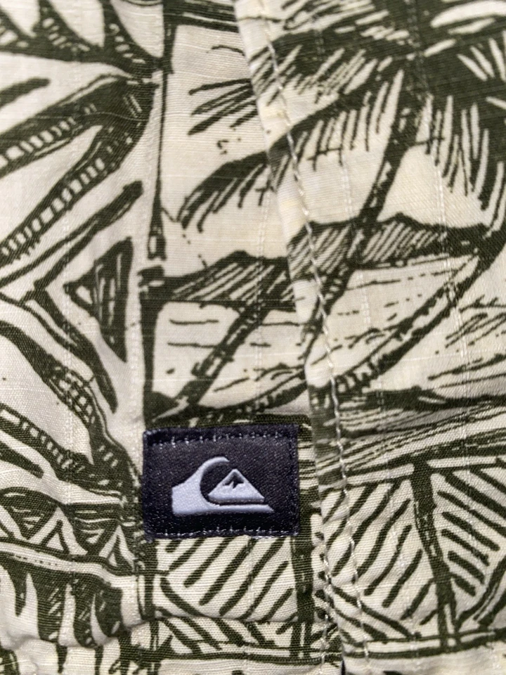 Camisa hawaiana con botones manga corta Quiksilver mediana para hombre Foto 4 de 4