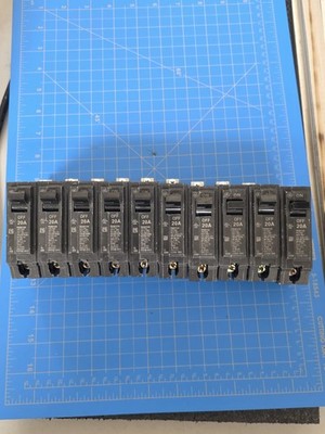 THQB1120 GE 1 LOT OF 10 NEW BREAKERS 1 PRICE ( 5 LOTS AVAILABLE) FREE SHIPPING