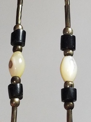 Vintage Necklace 1980 Nederlandse Antillen 5 Cent Coin Pendant Black White Beads - Imagen 11 de 13