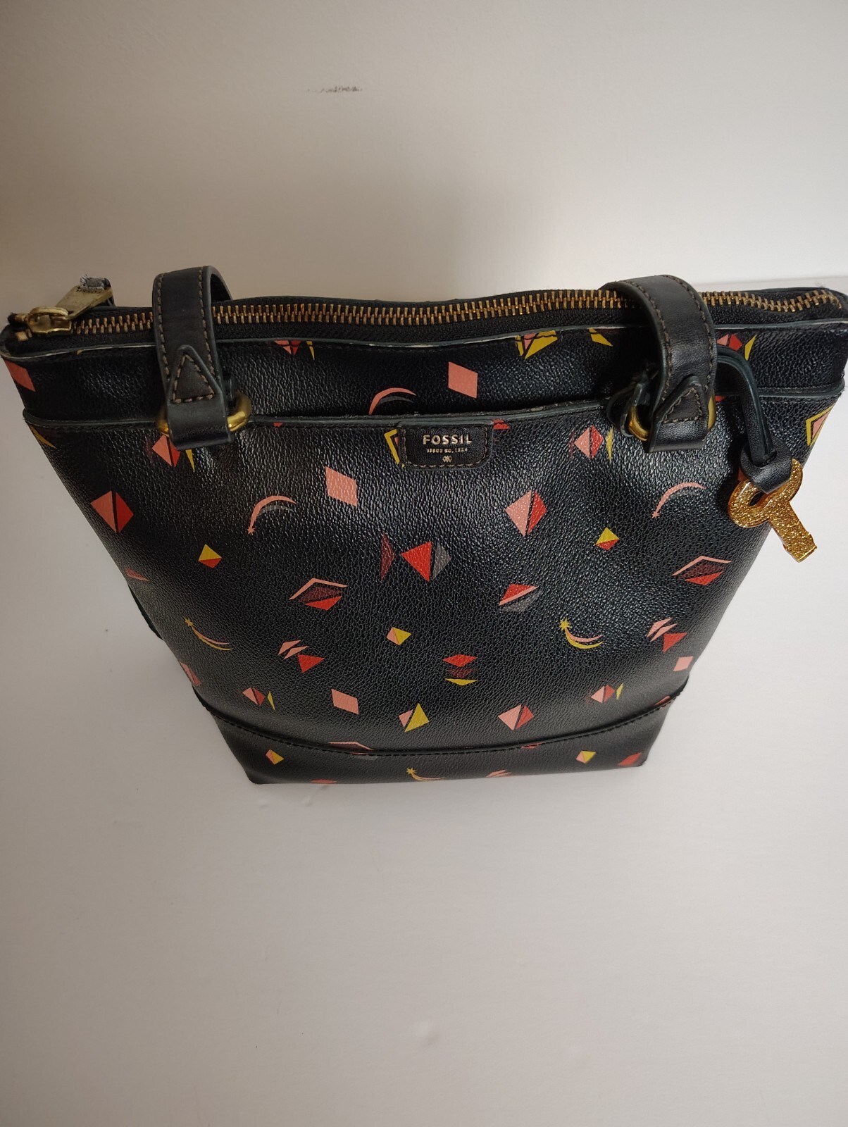 Fossil Crossbody Abstract Triangle Geometric blac… - image 1