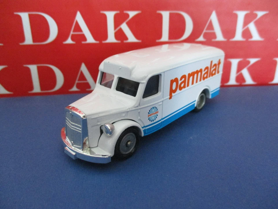 Die cast Modellino Camion Man Van Parmalat by Corgi - Immagine 2 di 4