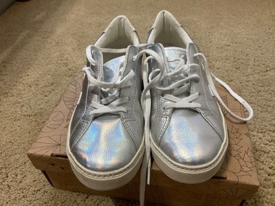 veja campo leather silver and white US size 5