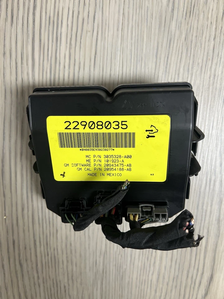 Módulo de control de puerta puerta levadiza puerta trasera Cadillac SRX 10-15 GM 22908035 Foto 4 de 4