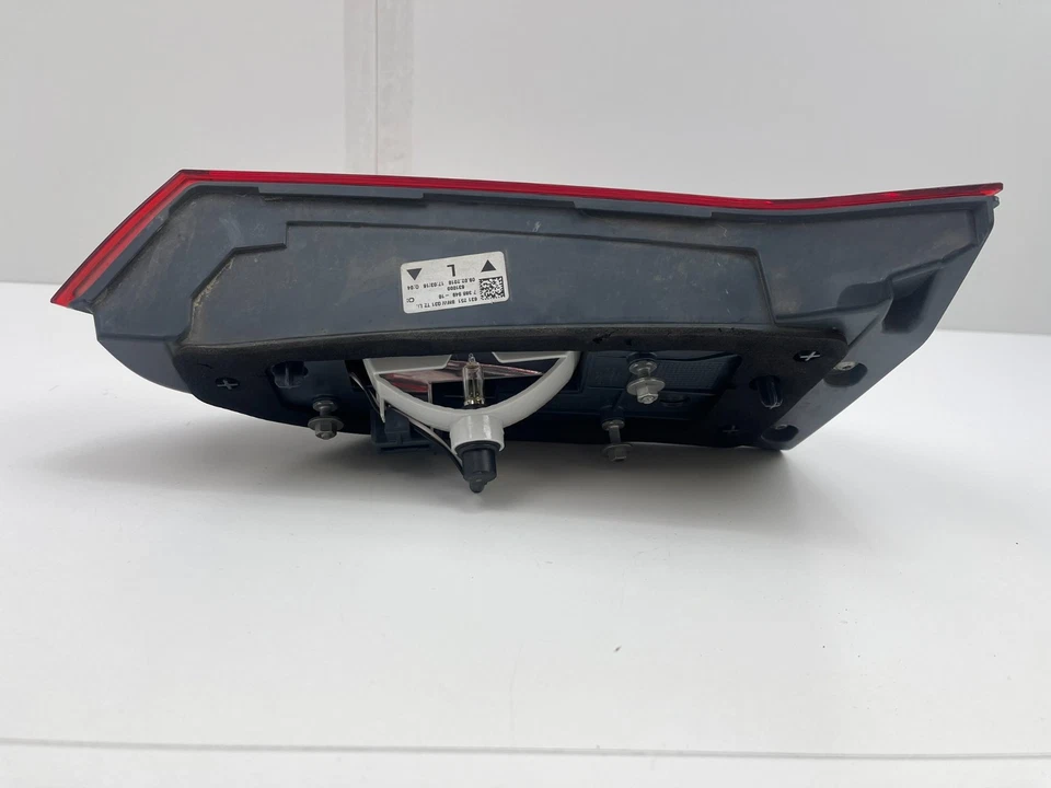 BMW 5 TOURING G31 PASSENGER SIDE REAR TAIL LIGHT LEFT 7388949 GENUINE 5491 - Image 4 of 4