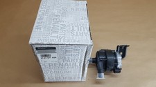 Pompe à eau Renault TRAFIC