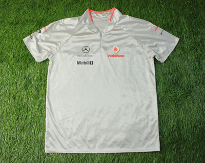 MERCEDES-BENZ VODAFONE TEAM RACING MEN ZIP SHIRT JERSEY OFFICIAL PRODUCT SIZE M