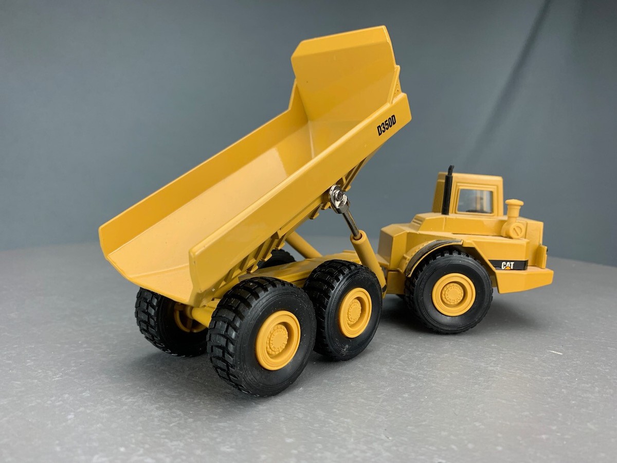 1/50 Ertl 2431 Caterpillar D350D articulated Dump Truck D0221 LZ