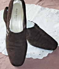 Karen Scott Brown Suede "Soft Step" Size 7.5 "Riley" Women  s Shoes