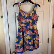 Forever 21 Women M MEDIUM Sun Dress Summer Sleeveless Casual Party Floral Roses