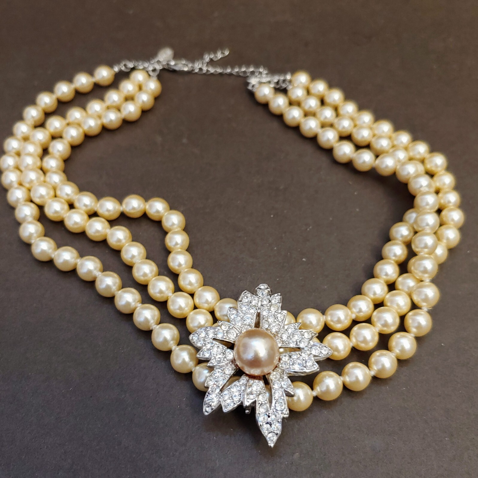 VINTAGE KJL KENNETH JAY LANE 3STRAND FAUX PEARL C… - image 8