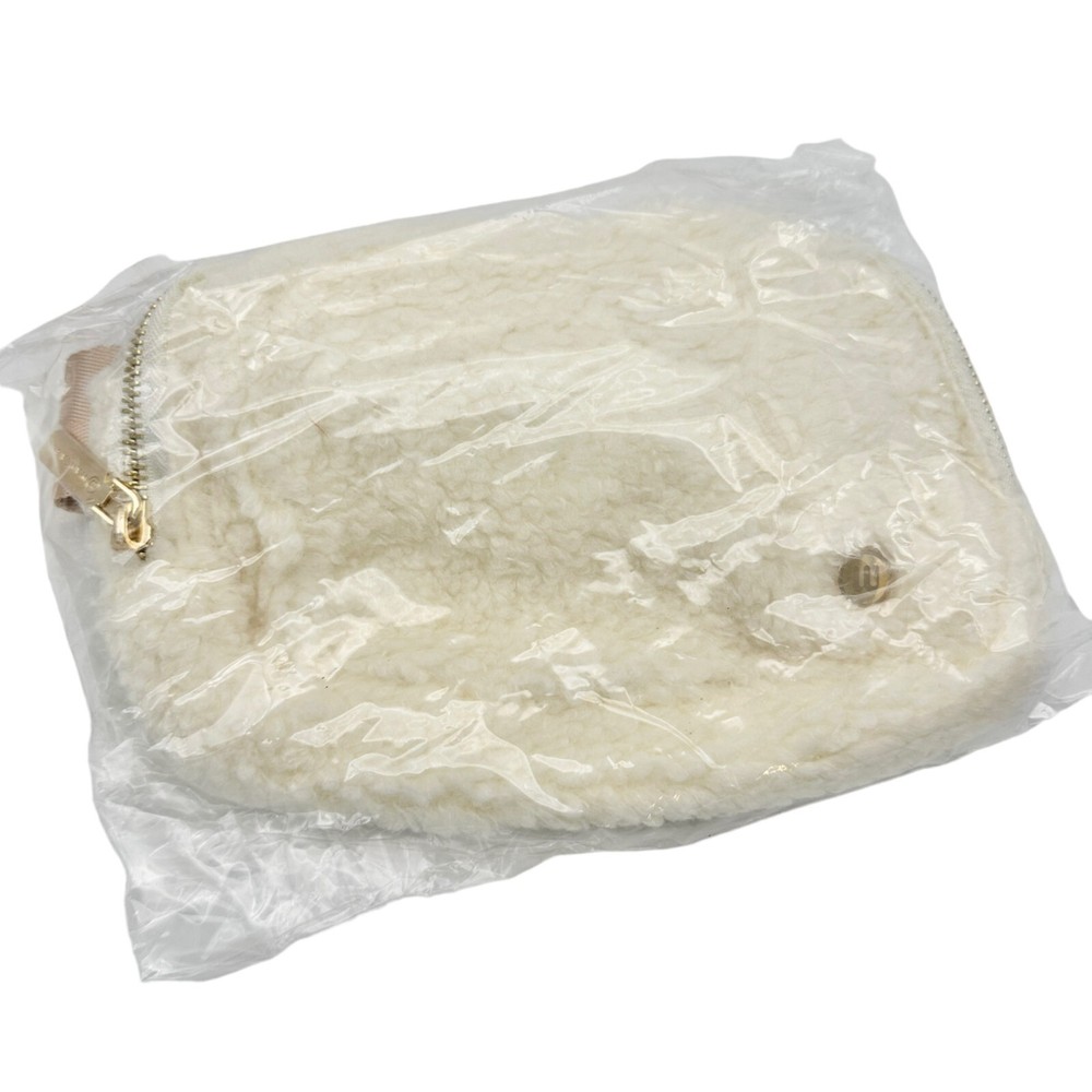 Wantable Fleece Belt Bag Winter White Gold Adjustable Strap New  