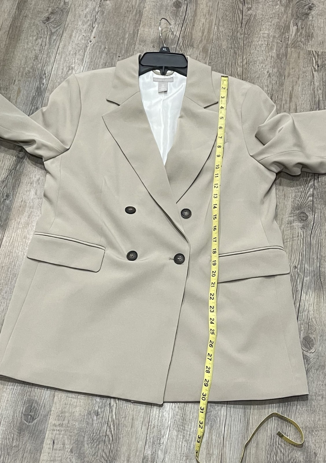 H&M Women's Beige Solid Single-Button Notch Colla… - image 4