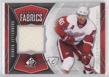 2009-10 SP Game Used Edition Authentic Fabrics Henrik Zetterberg #AF-HZ n1u