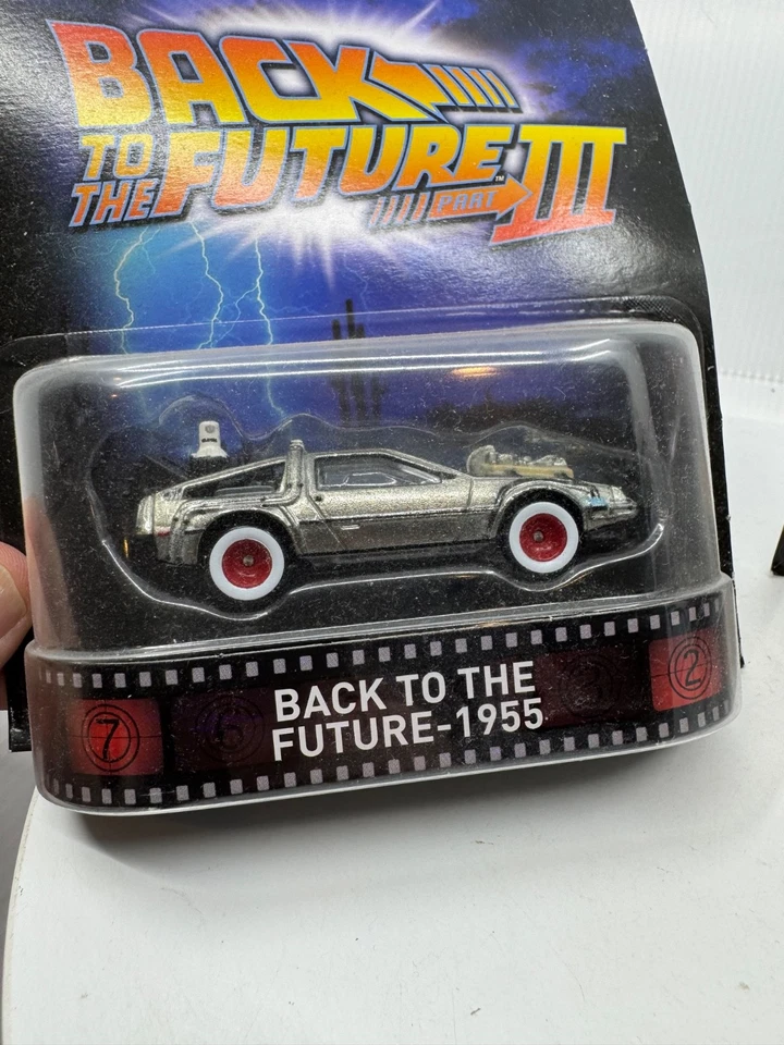 Hot Wheels 2015 retro-Back to the Future 1 and 3 Delorean's-NEW - Image 3 of 4