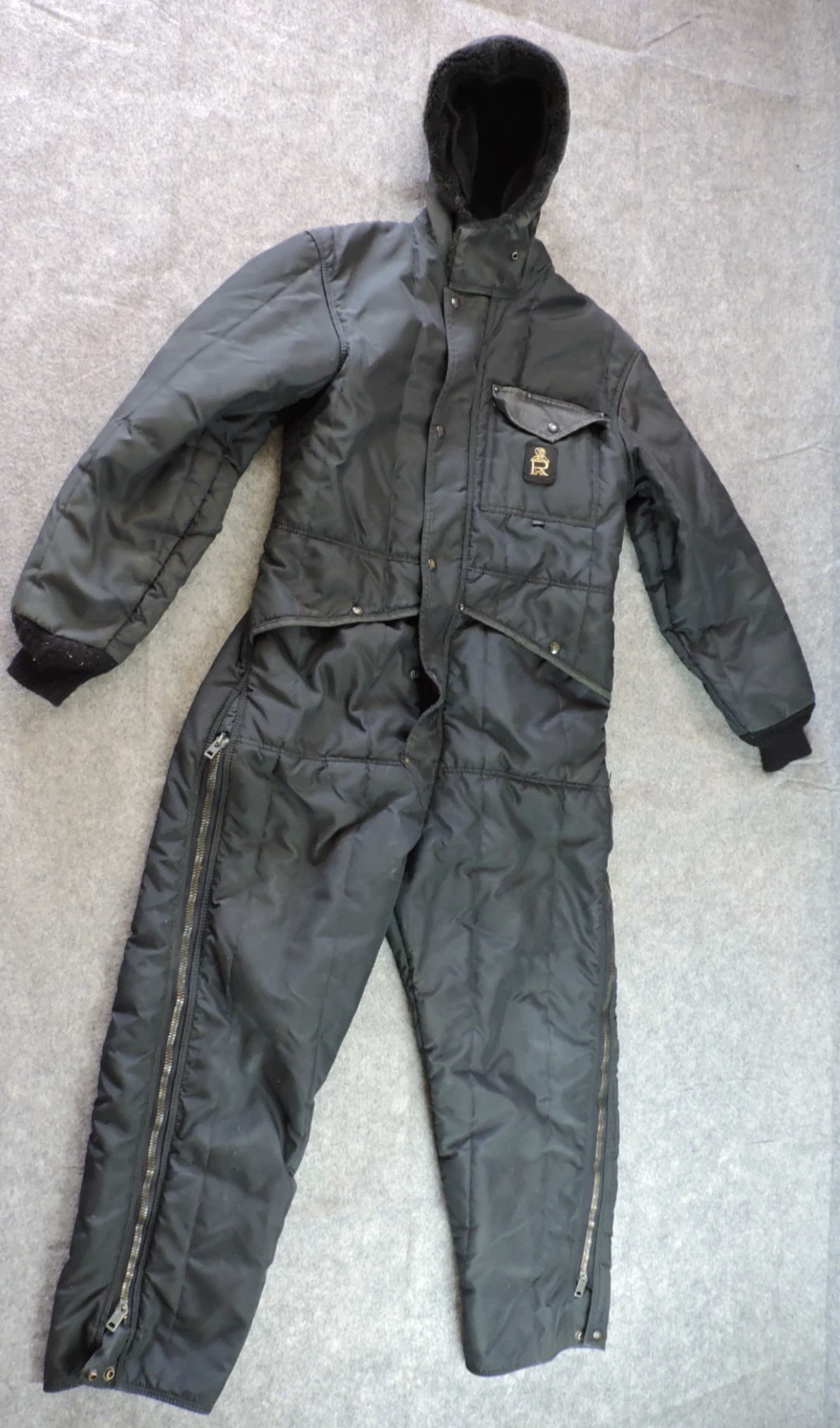 VTG RefrigiWear Mens Medium Hooded Insulated Work Coveralls Snow Suit Style 541