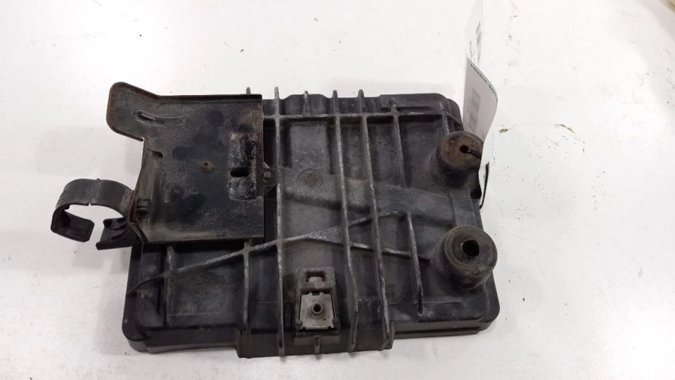 Bandeja portapilas Mazda 6 2013 2012 2011 2010 2009 Foto 2 de 4