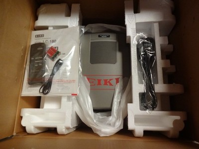 Eiki Lc-180 Projector