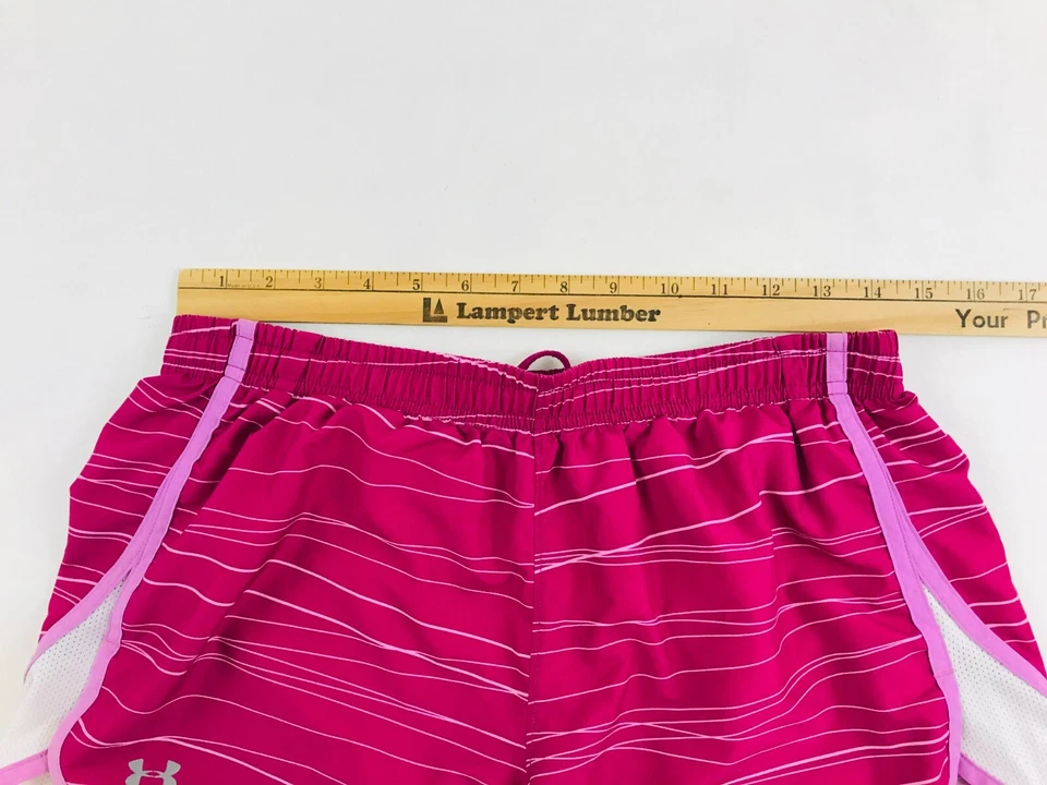 Under armour Heat Gear Shorts Women's Size Medium Fuchsian Pink Stripes Athletic - Image 3 of 4