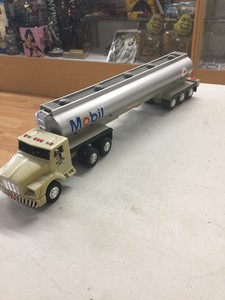 mobil toy tanker truck