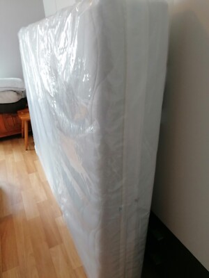 Eine gebrauchte fast neue Matratze für ein Französisches Bett  Maßen 200×140