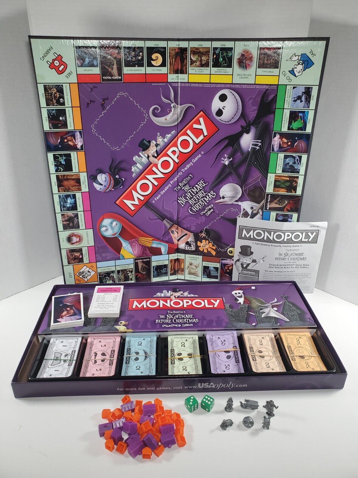 Hasbro Gaming Monopoly: Disney Tim Burton's The Nightmare Before Christmas  Edition Board Game, Fun Family Game for Kids Ages 8 and Up (