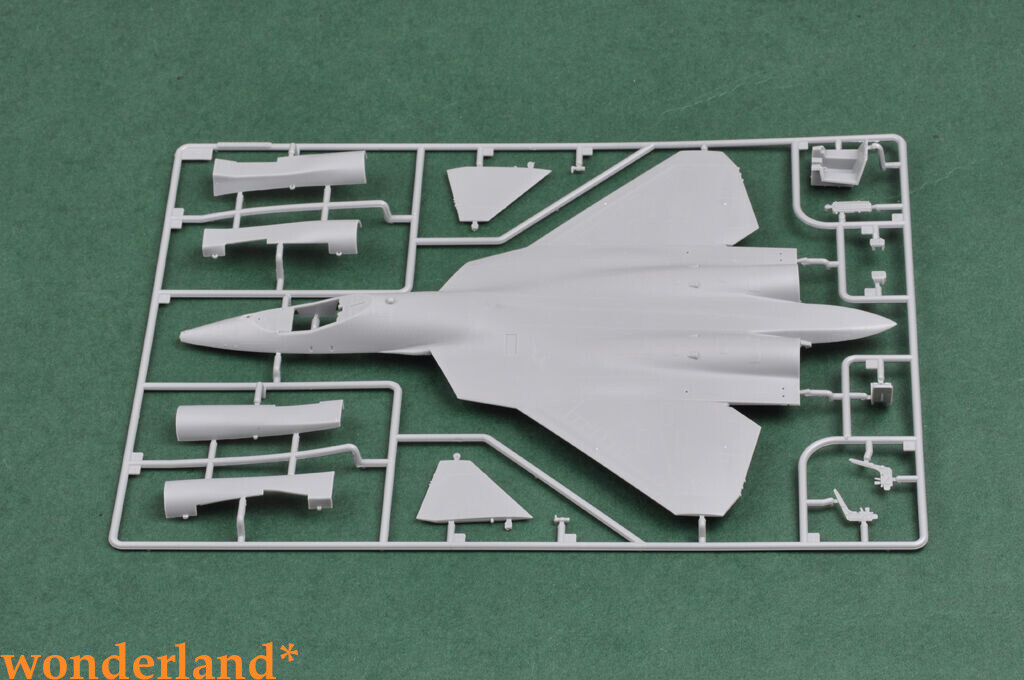 Hobby Boss 1/72 Russian T-50 PAK-FA 未使用品 Hobbyboss 87257 1/72 Russian T-50 PAK-FA Model Kit | eBay