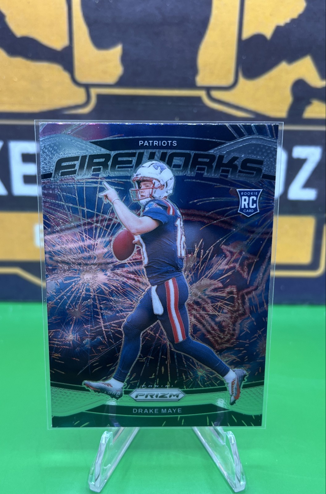 2024 Panini Prizm - Fireworks Drake Maye #22 (RC)