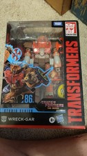 Hasbro Transformers Studio Series 86-09 Voyager Wreck-Gar Action Figure