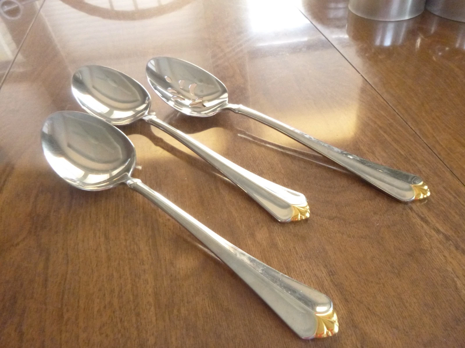 Oneida GOLDEN JUILLIARD 8 1/2" Serving Spoons, Set of 3, 2 Solid &1 Pierced