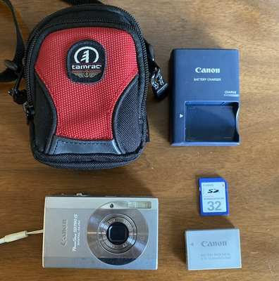 #ad #ad Canon SD790 IS 10MP Camera BUNDLE Battery Charger 32GB SD Case TESTED $159.99