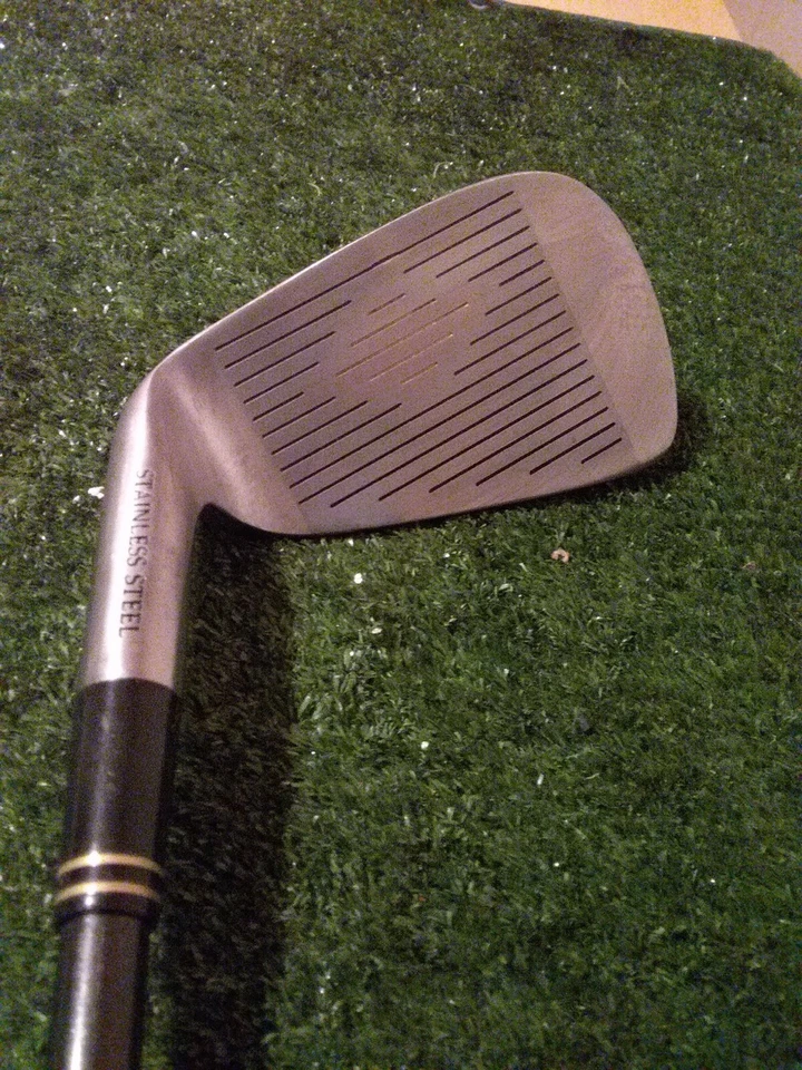 Square Two XLT Sand Wedge SW Regular Graphite - Image 2 of 4