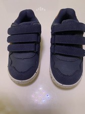 Sneaker Turnschuhe / Klettverschluss/ Neu / B...