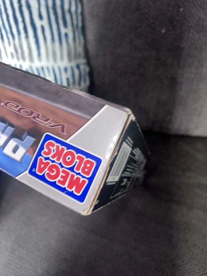 Mega Bloks 9773 HARLEY DAVIDSON V-ROD Pro Builder Set Sealed  - Image 4 of 4