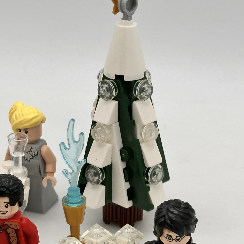 LEGO Harry Potter Yule Ball Scene Minifigure Lot Winter Party Table Tree Set - Image 3 of 4