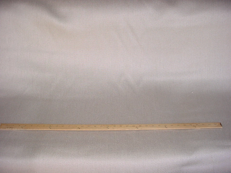 Tela de tapicería para cortinas de cantera de sarga Berkshire 2-7/8 años Ralph Lauren LCF65931F Foto 3 de 4