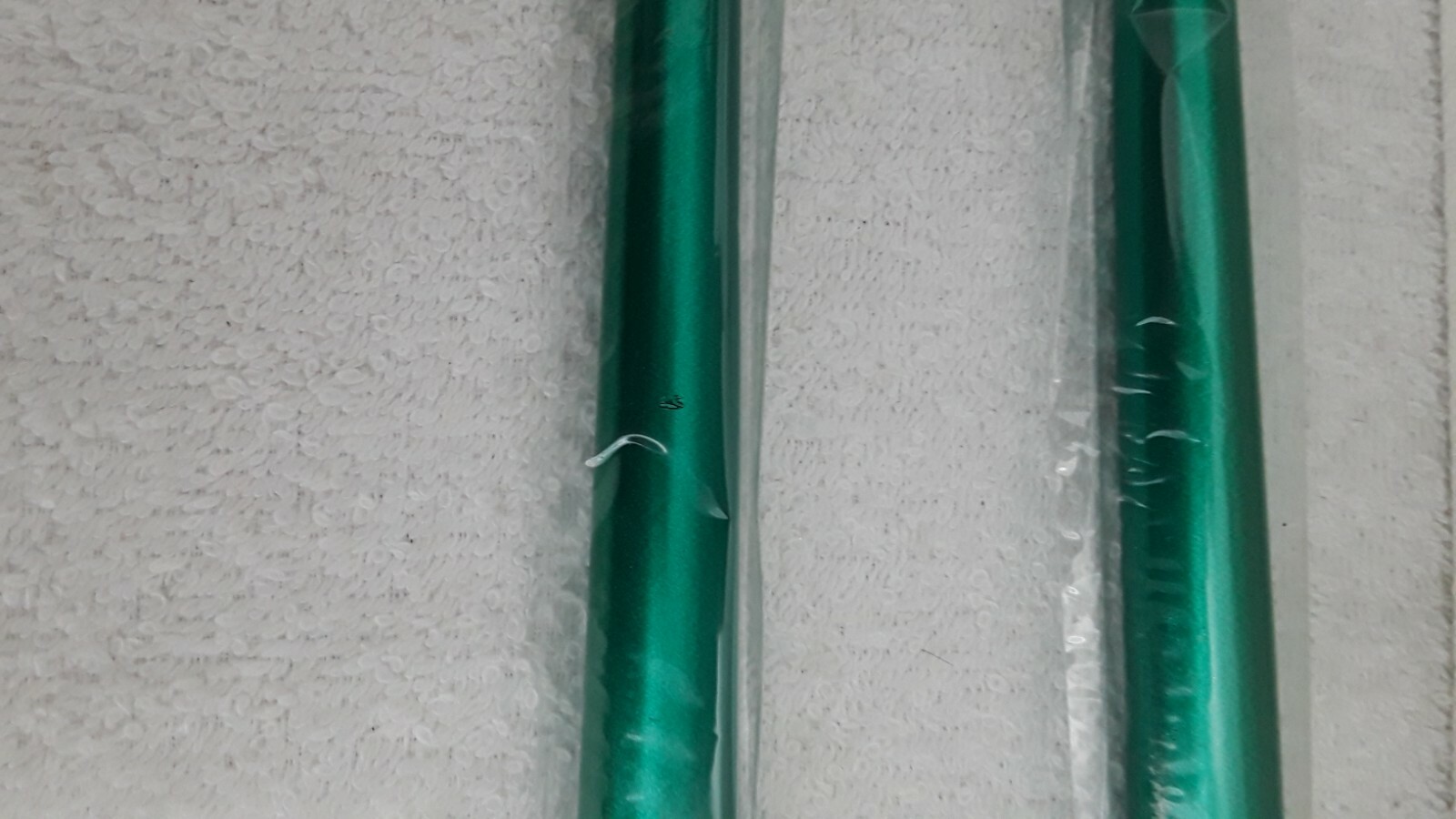 Vintage 2002 Santas Workbench Green Metallic 12"Taper Candles HONG KONG