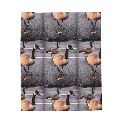 Cozy Canada Goose Velveteen Plush Blanket