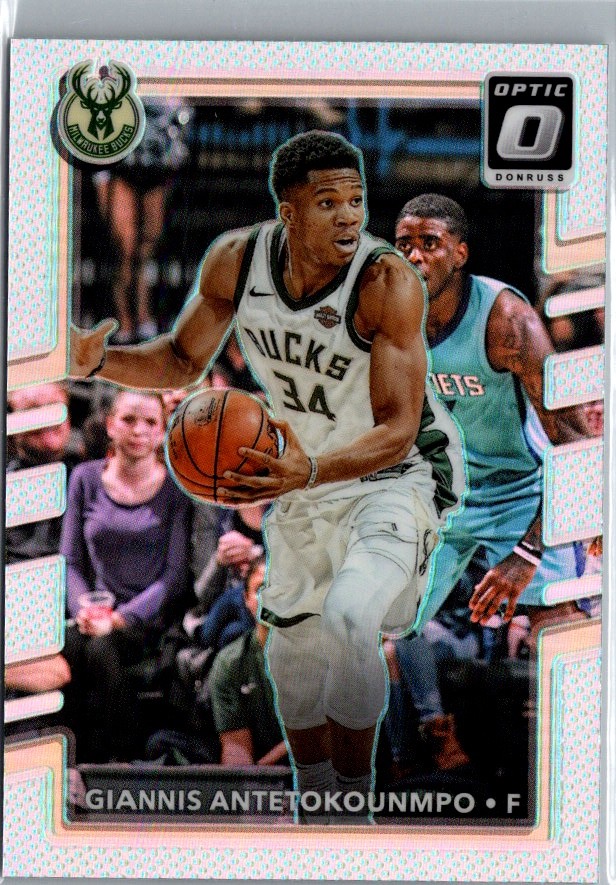 Giannis Antetokounmpo 2017-18 Panini Donruss Optic Holo Prizm 81 Milwaukee Bucks