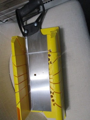 Stanley Angled Cut Miter Box w/ Back Saw High Speed Steel 14'' 20-600