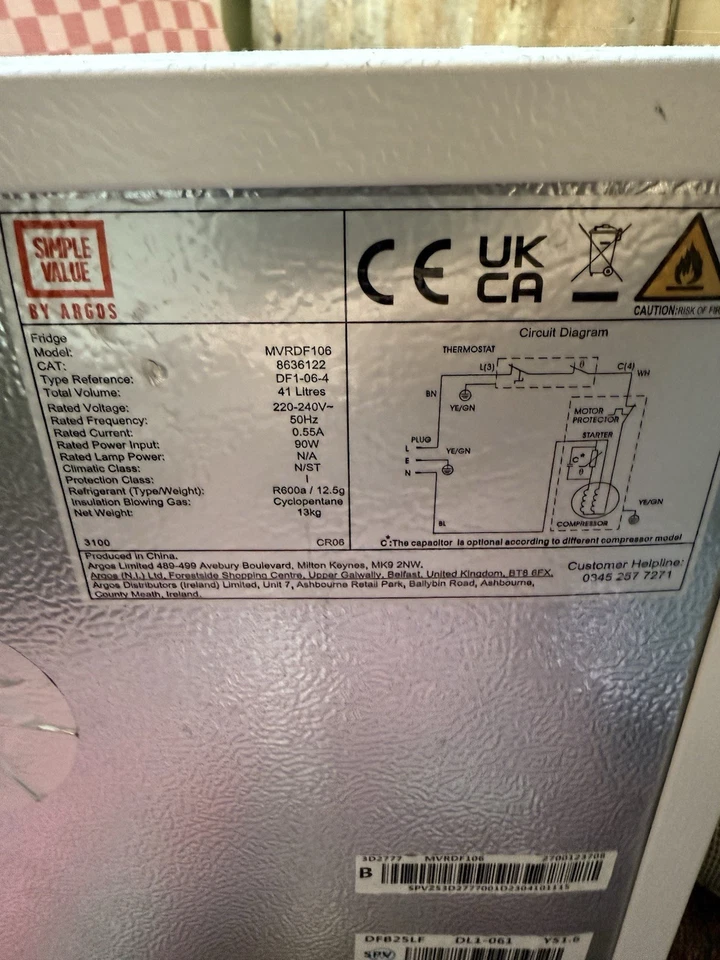 Argos AVRDF106 46L Table Top Fridge with Ice Box - Image 4 of 4