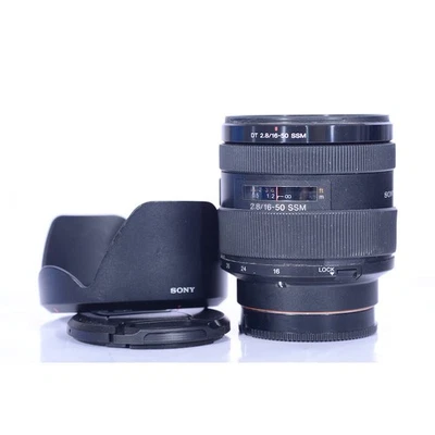 Sony SAL1650 - DT 2,8/16-50 SSM Zoomobjektiv - DT 16-50mm F/2.8 SSM - Bild 1 von 4
