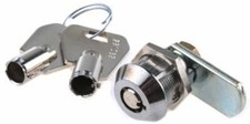 Serrure à gobelet chromée 18 mm profondeur panneau à languette, clé à déverrouiller