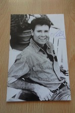 Cliff Richard Autogramm signed 10x15 cm Postkarte s/w