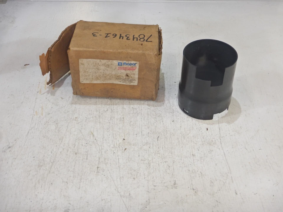 Jeep Cherokee XJ Mopar NOS OEM Automatic Tilt Steering Column Shroud 7843461-3 - Imagem 2 de 4