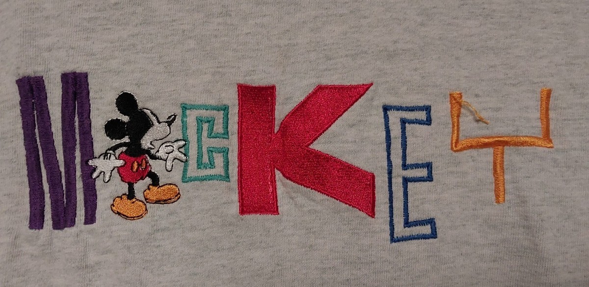VTG DISNEY MICKEY& CO. MICKEY MOUSE Stiched Lettering Tee Single