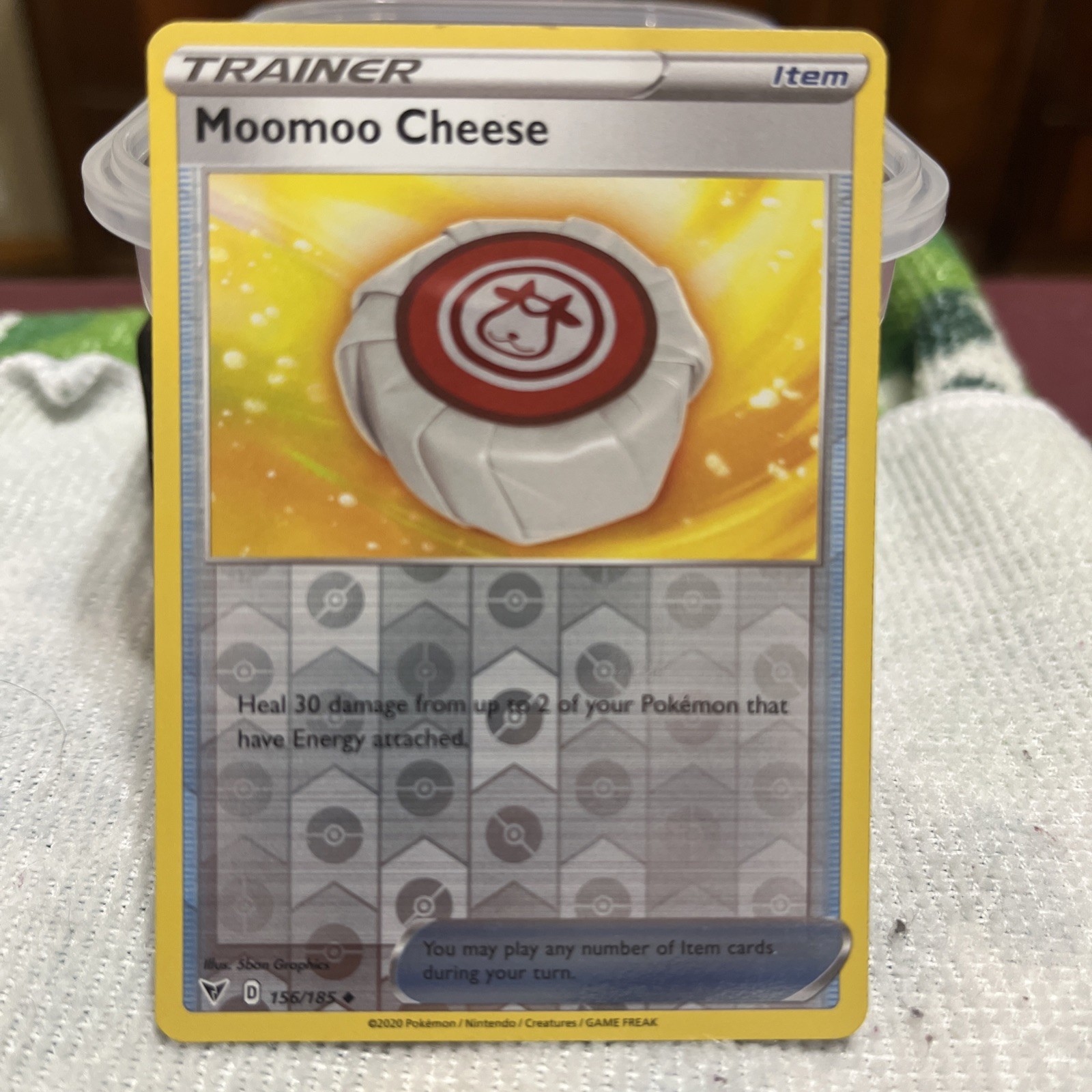 Moomoo Cheese 156/185 Reverse Holo Pokemon Card 